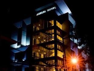 Adelfa Hotel Cebu Extérieur photo